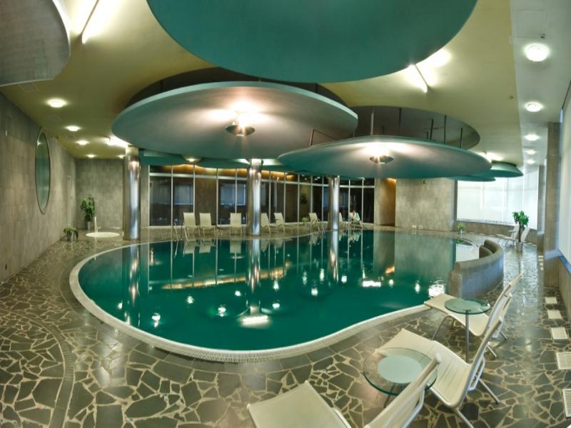 Mirage Hotel Kazan Luaran gambar